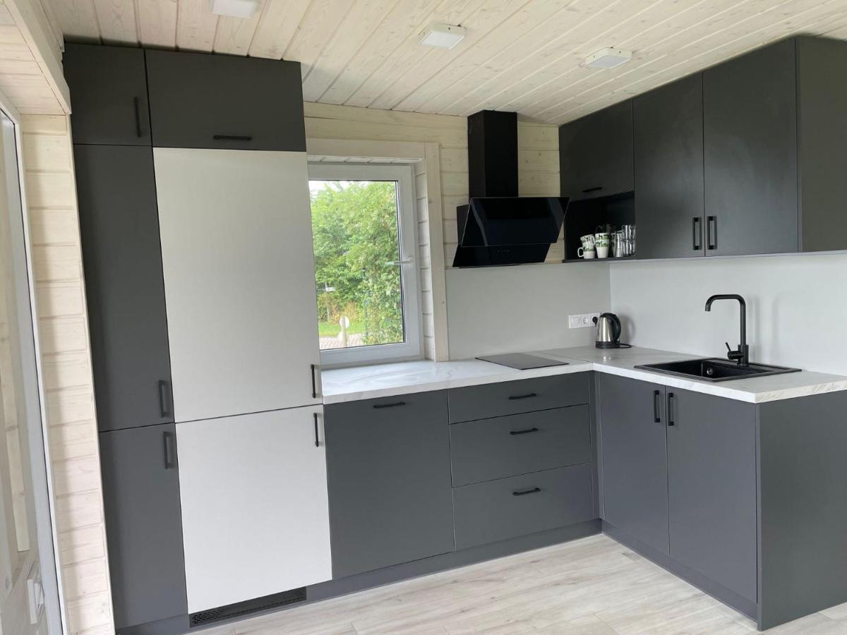 Villa Tiny House Aan Het Water Op De Appelhof Wommels Exterior foto