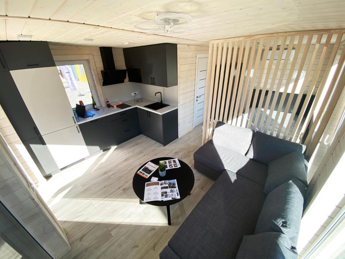 Villa Tiny House Aan Het Water Op De Appelhof Wommels Exterior foto